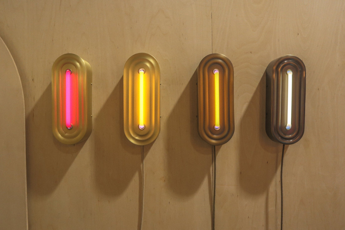 Ripley Extrovert Sconce - Bronze Age